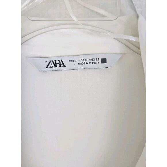 ZARA~Woman Sz. M~White Sutin Effect Cropped Button-Down Silky Shirt Long Sleeve - Picture 2 of 11